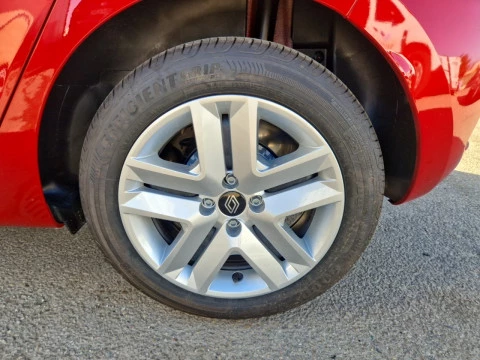 Renault Clio Evolution TCe 90 (67kw)