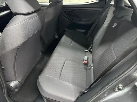 Toyota Yaris 5P Active Tech 120H e-CVT