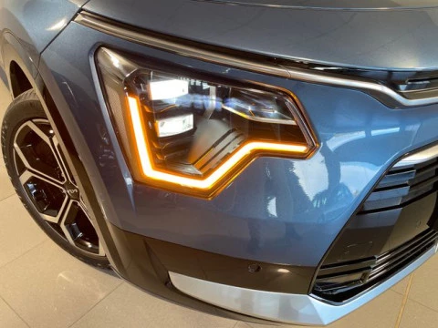 Kia Niro 1.6 GDi HEV 102kW (139CV) Emotion