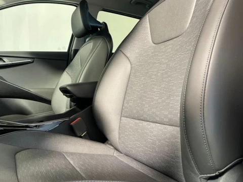 Kia Niro 1.6 GDi HEV 102kW (139CV) Emotion