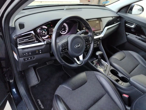 Kia Niro 1.6 GDi PHEV 104kW (141CV) Drive