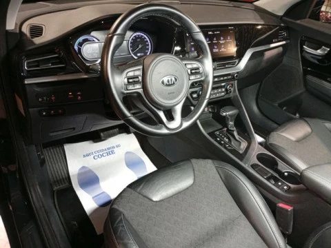 Kia Niro 1.6 GDi PHEV 104kW (141CV) Drive