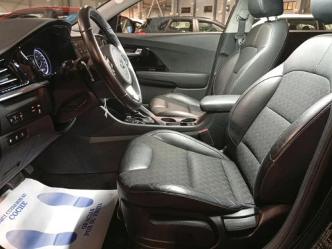 Kia Niro 1.6 GDi PHEV 104kW (141CV) Drive