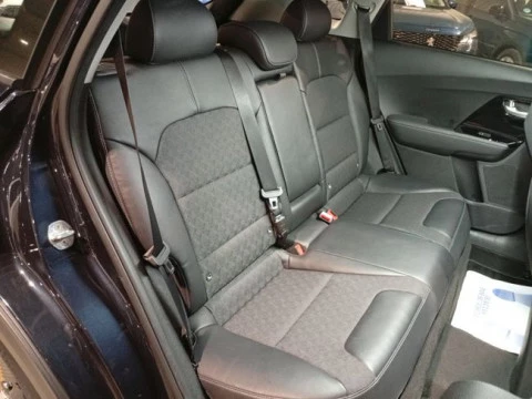 Kia Niro 1.6 GDi PHEV 104kW (141CV) Drive