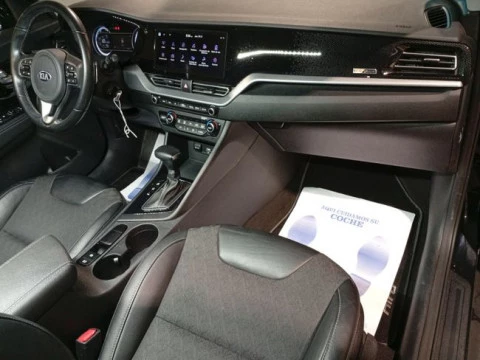 Kia Niro 1.6 GDi PHEV 104kW (141CV) Drive