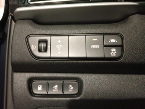 Kia Niro 1.6 GDi PHEV 104kW (141CV) Drive