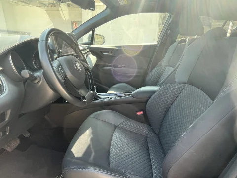 Toyota C-HR ADVANCE 2.0 VVT I-HYBRID AUTO 5P