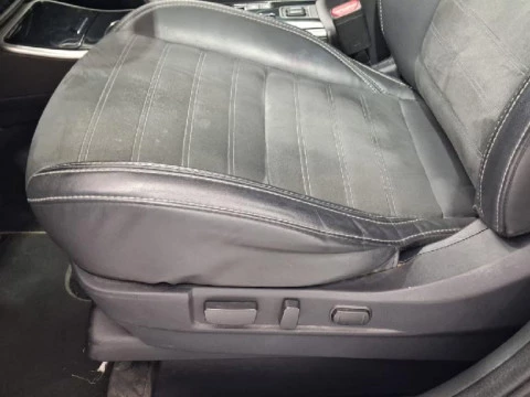 Mitsubishi Outlander 2.4 PHEV KAITEKI AUTO 4WD 5P