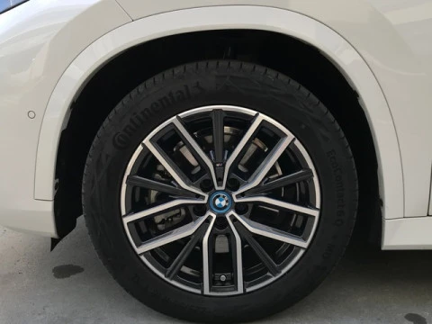 BMW iX1 xDrive30 230 kW (313 CV)