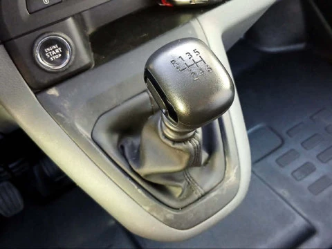 Citroën Jumpy Furgon BlueHDi 100 Talla XL 75 kW (102 CV)