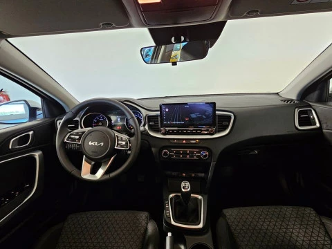 Kia Ceed 1.0 T-GDi 74kW (100CV) Concept