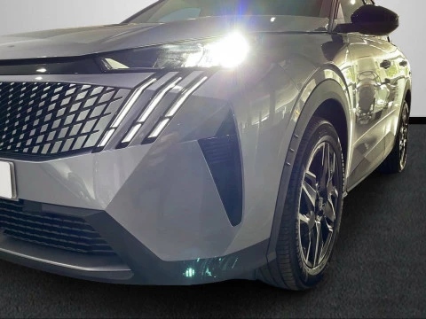 Peugeot e-3008 Allure Eléctrico 157kW