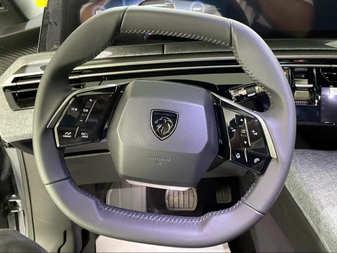 Peugeot e-3008 Allure Eléctrico 157kW