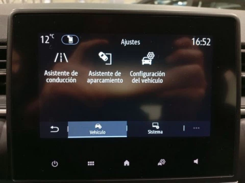 Renault Captur E-Tech engineered HEV 105kW (145CV)