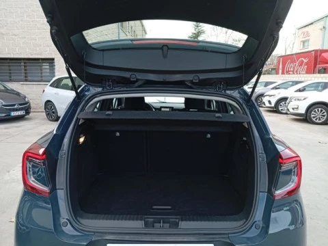 Renault Captur E-Tech engineered HEV 105kW (145CV)