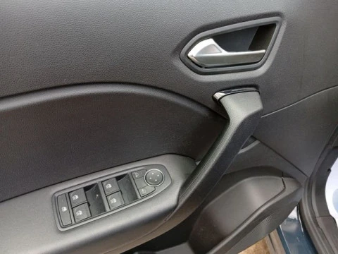 Renault Captur E-Tech engineered HEV 105kW (145CV)