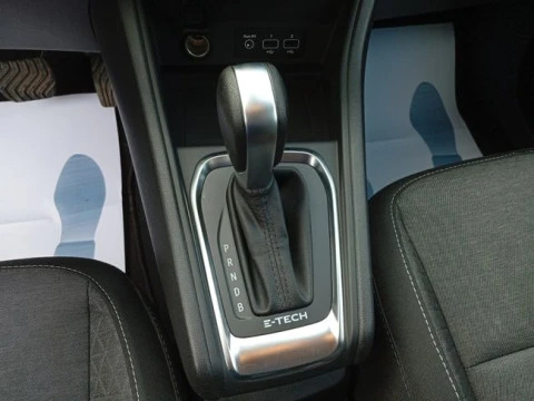 Renault Captur E-Tech engineered HEV 105kW (145CV)