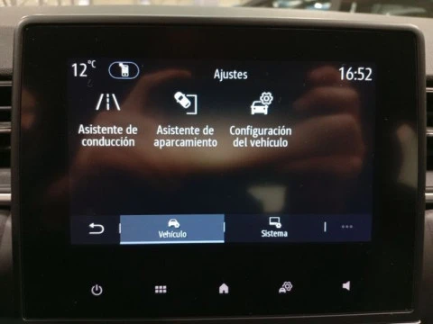 Renault Captur E-Tech engineered HEV 105kW (145CV)