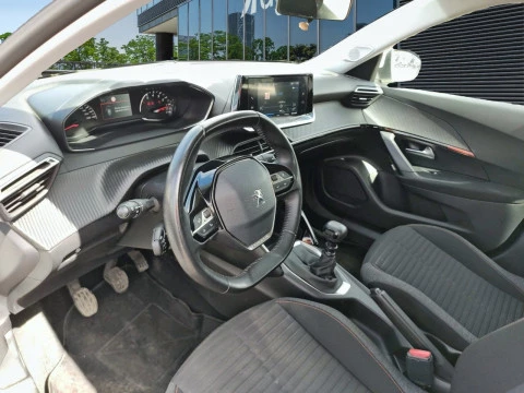 Peugeot 2008 Active Puretech 100 S&S BVM6