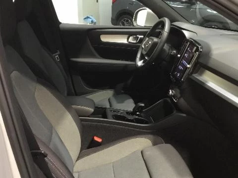 Volvo XC40 XC40 Recharge Core, T4 plug-in hybrid, Eléctrico