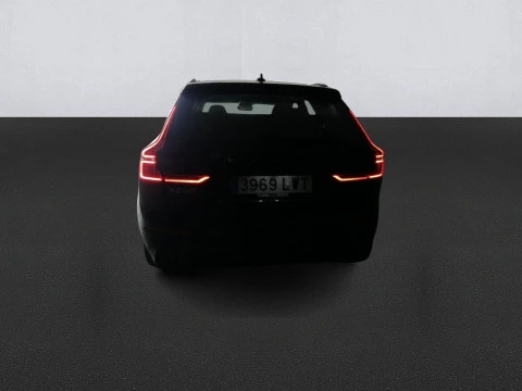 Volvo XC60 2.0 B4 D R-Design Auto