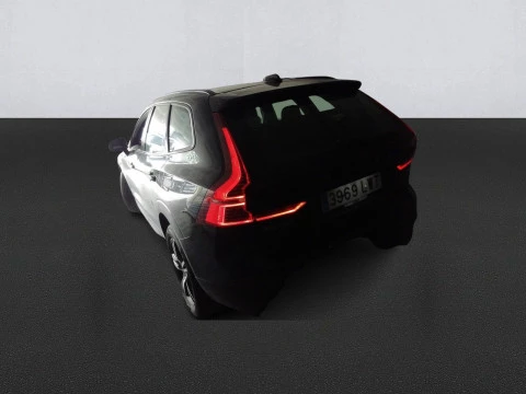 Volvo XC60 2.0 B4 D R-Design Auto