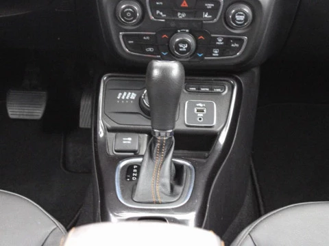 Jeep Compass 1.3 PHEV 140KW LIMITED 4WD AT 190 5P
