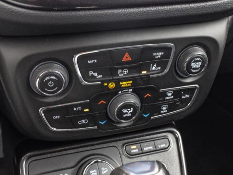 Jeep Compass 1.3 PHEV 140KW LIMITED 4WD AT 190 5P