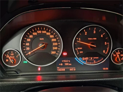 BMW Serie 3 318dA Business