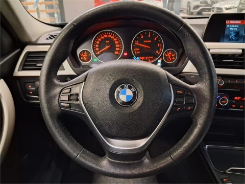 BMW Serie 3 318dA Business