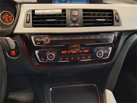 BMW Serie 3 318dA Business