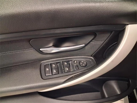 BMW Serie 3 318dA Business