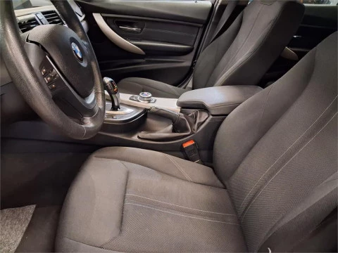 BMW Serie 3 318dA Business