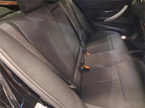 BMW Serie 3 318dA Business