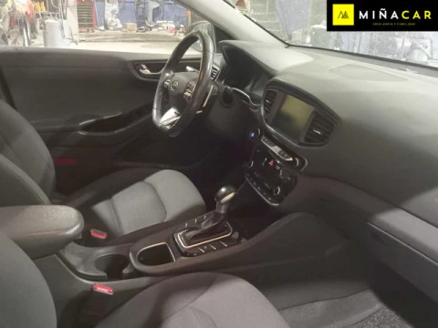 Hyundai IONIQ 1.6 GDI HEV Style DCT 104 kW (141 CV)