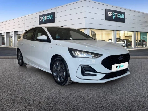 Ford Focus 1.0 Ecoboost MHEV 114kW ST-Line Auto