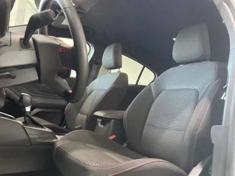 Ford Focus 1.0 Ecoboost MHEV 114kW ST-Line Auto