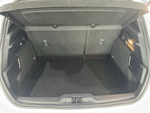 Ford Focus 1.0 Ecoboost MHEV 114kW ST-Line Auto