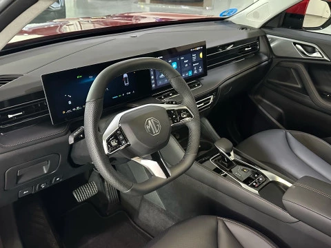 MG HS 1.5T PLUG IN HYBRID LUXURY