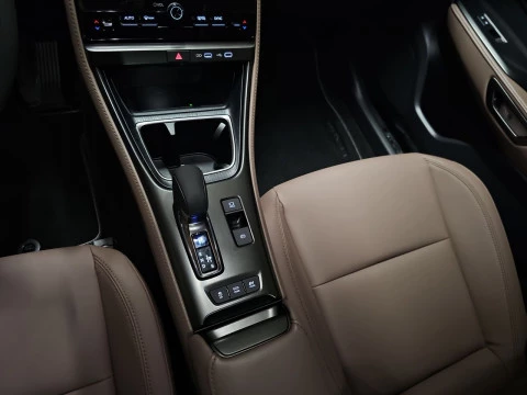 Lexus LBX 1.5 136cv HEV Elegant+