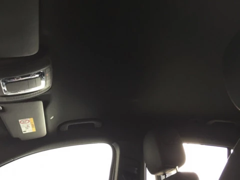 Mercedes-Benz GLA  200 d