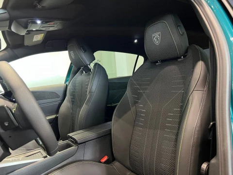 Peugeot 308 5P GT BlueHDi 130 S&S EAT8