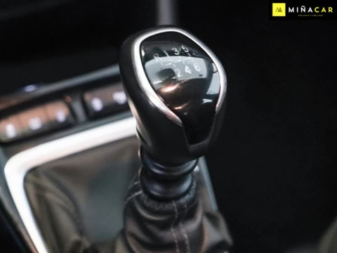 Opel Crossland X 1.2 60kW 81CV Design Line 120 Anivers.