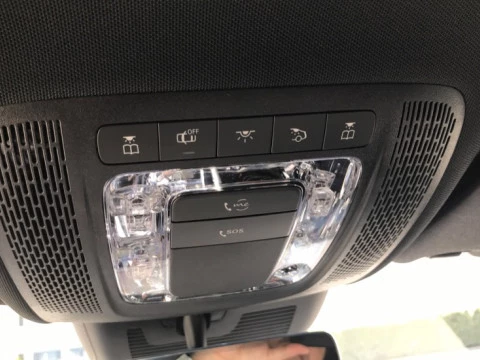 Mercedes-Benz GLA  200 d