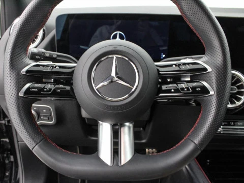 Mercedes-Benz Clase B 2.0 B 200 D DCT 150 5P