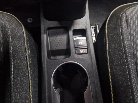 Renault Captur techno Eco-G 100cv (74 kW)