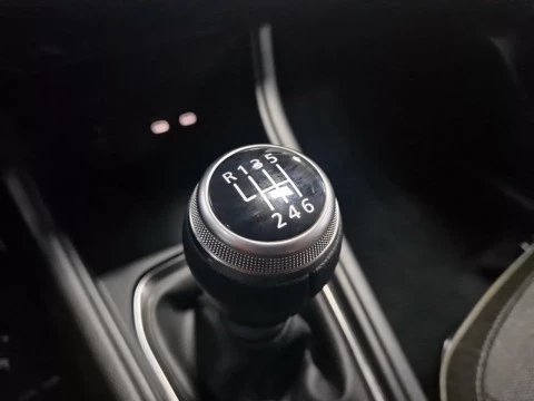 Renault Captur techno Eco-G 100cv (74 kW)