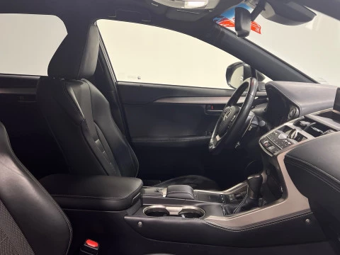 Lexus NX 2.5 300h F Sport 4WD Panorámico