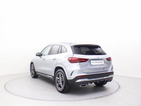 Mercedes-Benz GLA 2.0 GLA 200 D DCT 150 5P