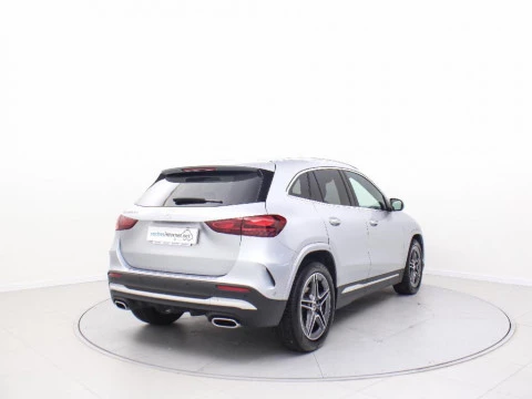 Mercedes-Benz GLA 2.0 GLA 200 D DCT 150 5P